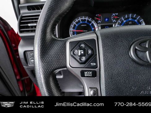 Used 2018 Toyota 4Runner SR5 RWD image 9