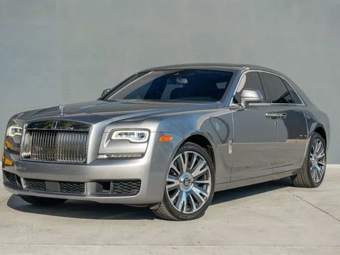 Used 2019 Rolls-Royce Ghost image 4