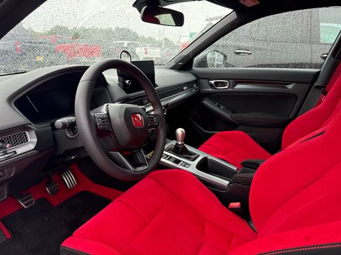 Used 2026 Honda Civic Type R image 8