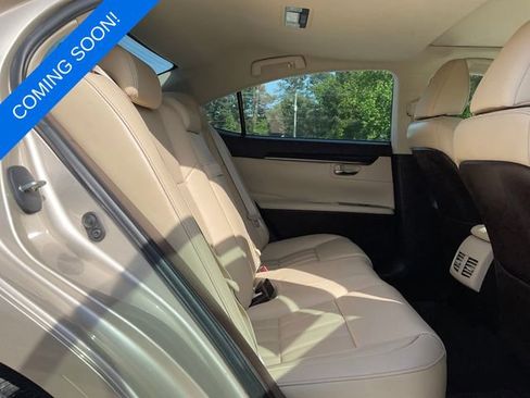 Used 2017 Lexus ES 350 w/ Luxury Package FWD image 14