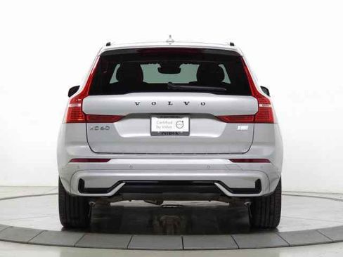 Certified 2024 Volvo XC60 T8 Ultimate w/ Protection Package Premier image 8