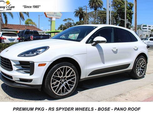 Used 2020 Porsche Macan AWD/4WD image 1