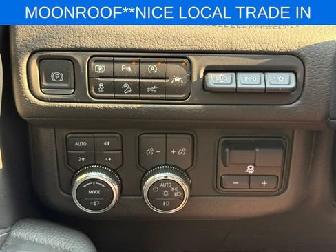 Used 2023 GMC Yukon Denali w/ Denali Reserve Package AWD/4WD image 39