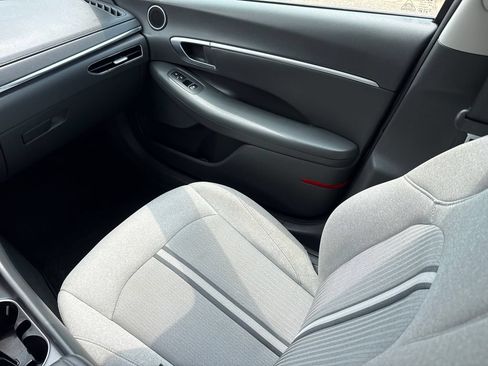 Used 2021 Hyundai Sonata SEL w/ Convenience Package FWD image 14