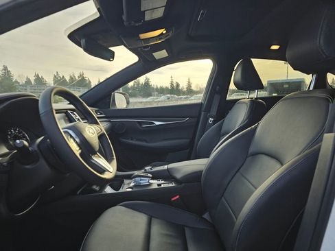 New 2025 INFINITI QX55 Luxe w/ Cargo Package image 22