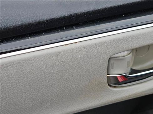 Used 2019 Toyota Corolla LE FWD image 9