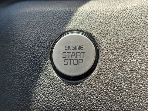 Used 2023 Kia Sorento S w/ Panoramic Sunroof Package FWD image 29