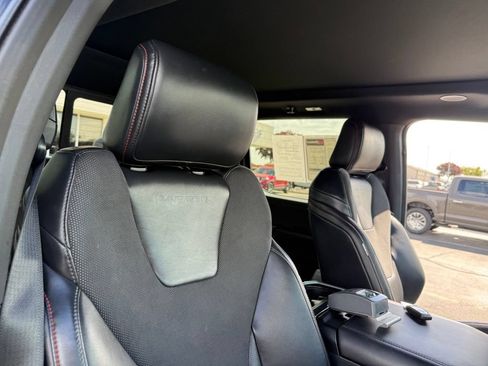 Used 2025 Ford F150 Raptor AWD/4WD image 16