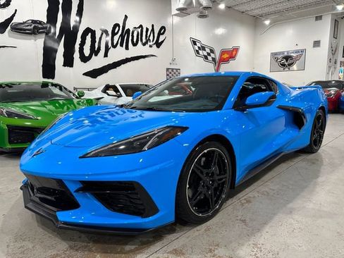 Used 2023 Chevrolet Corvette Stingray Premium Cpe w/ Z51 Performance Package RWD image 24