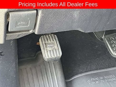 Used 2018 Toyota 4Runner Limited AWD/4WD image 24