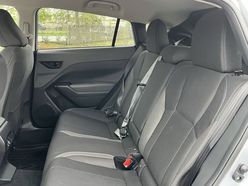 Used 2025 Subaru Crosstrek 2.0i Premium image 14