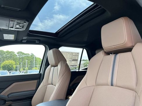New 2026 Toyota 4Runner Limited AWD/4WD image 29