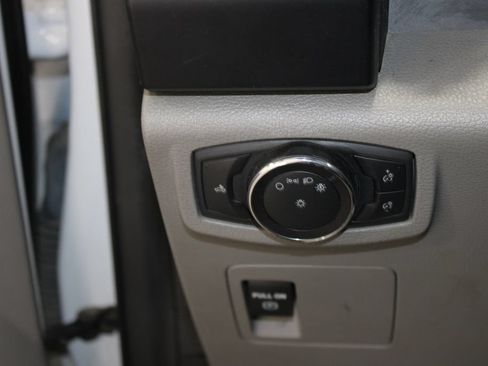 Used 2020 Ford F150 XL w/ Equipment Group 101A Mid RWD image 37