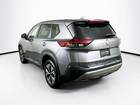 Used 2023 Nissan Rogue SV FWD image 5