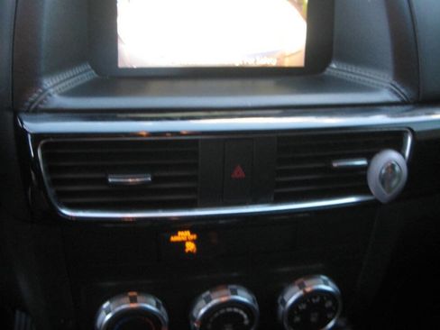 Used 2016 MAZDA CX-5 Sport image 28