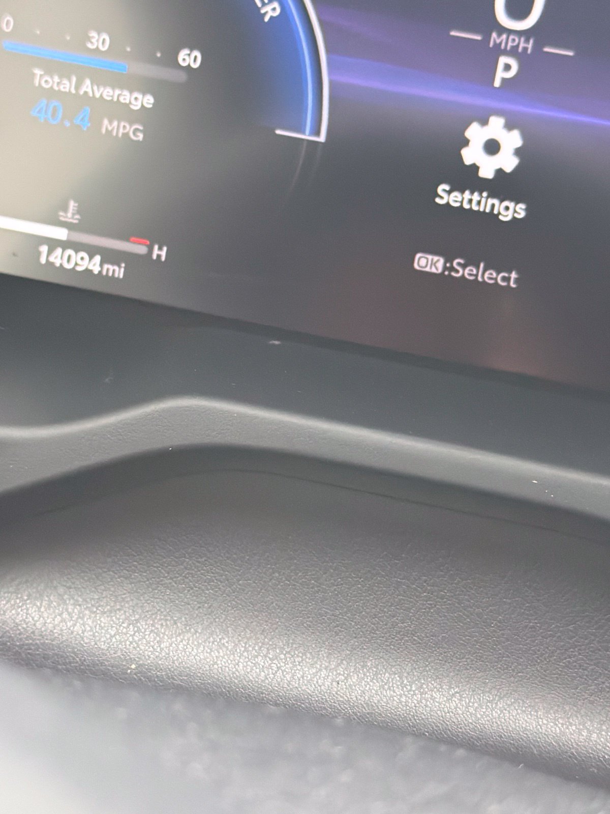 Used 2025 Toyota RAV4 XSE w/ Advanced Technology Package AWD/4WD image 9