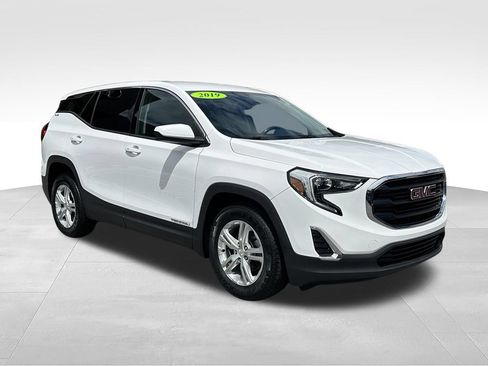 Used 2019 GMC Terrain SLE FWD image 1
