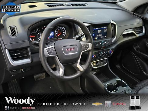 Certified 2022 GMC Terrain SLE w/ Driver Convenience Package image 15
