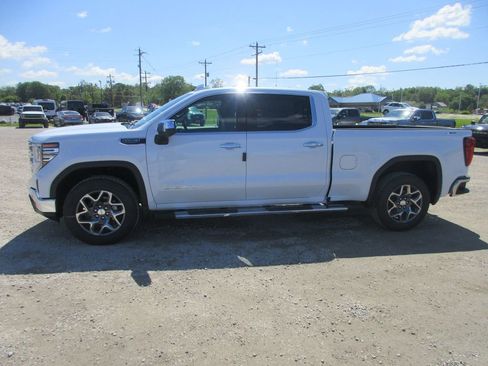 New 2026 GMC Sierra 1500 SLT w/ SLT Premium Plus Package AWD/4WD image 10