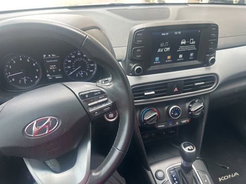 Used 2020 Hyundai Kona SEL Plus FWD image 9