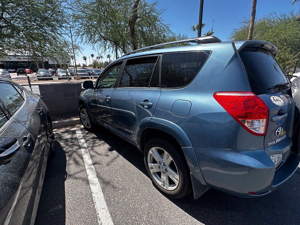 Used 2007 Toyota RAV4 Sport w/ Tow Prep Pkg AWD/4WD image 4