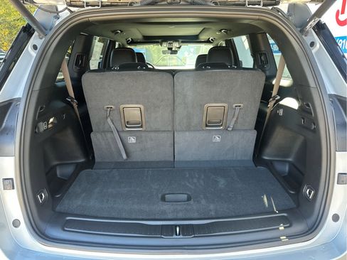 New 2025 Jeep Grand Cherokee L Limited w/ Black Appearance Package image 20