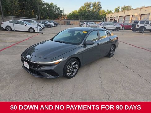 Used 2025 Hyundai Elantra SEL FWD image 1