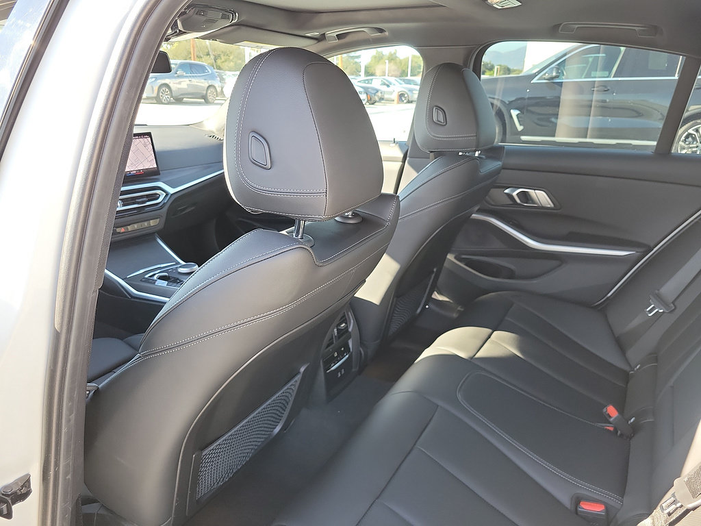 Used 2023 BMW 330i Sedan RWD image 12