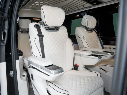 Used 2021 Mercedes-Benz Metris Passenger image 33