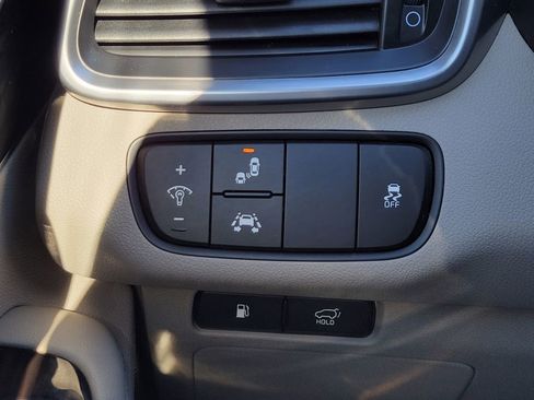 Used 2019 Kia Sorento EX image 28