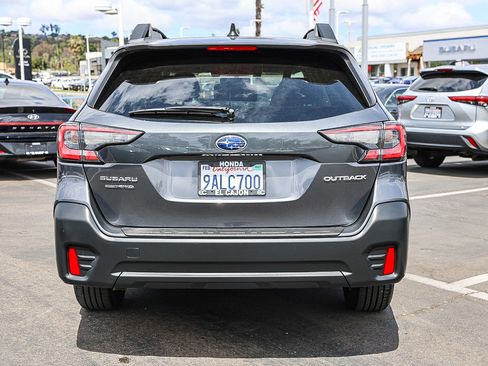 Used 2022 Subaru Outback Premium AWD/4WD image 24