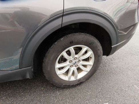 Used 2020 Ford Explorer 4WD image 11