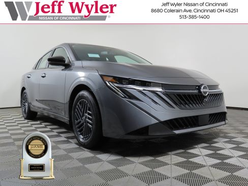 New 2026 Nissan Sentra SV image 1