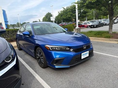 Certified 2024 Honda Civic EX image 3