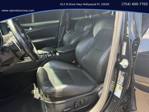 Used 2020 Kia Stinger GT-Line RWD image 14