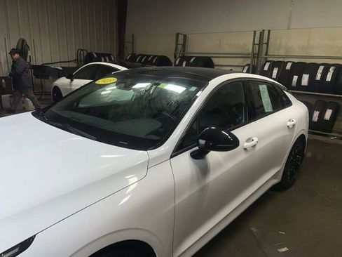 Used 2023 Kia K5 GT-Line image 2
