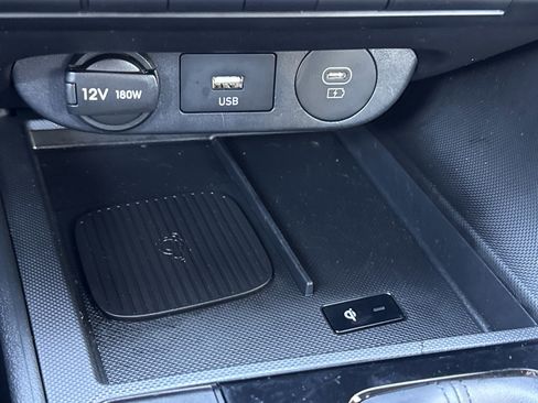 Certified 2025 Hyundai Elantra Sport image 25