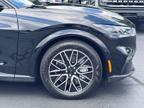 Used 2025 Ford Mustang Mach-E Premium RWD image 46