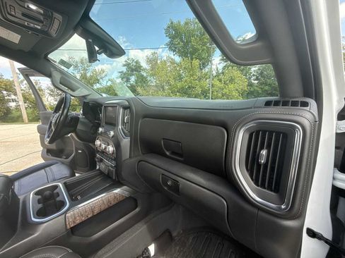 Certified 2020 GMC Sierra 3500 Denali w/ Technology Package AWD/4WD image 29