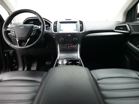 Used 2020 Ford Edge SEL w/ Cold Weather Package AWD/4WD image 5