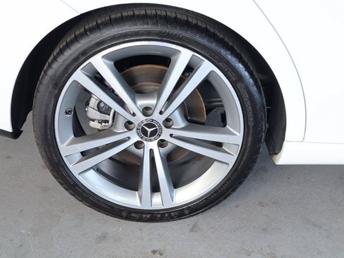 Used 2020 Mercedes-Benz CLA 250 image 5