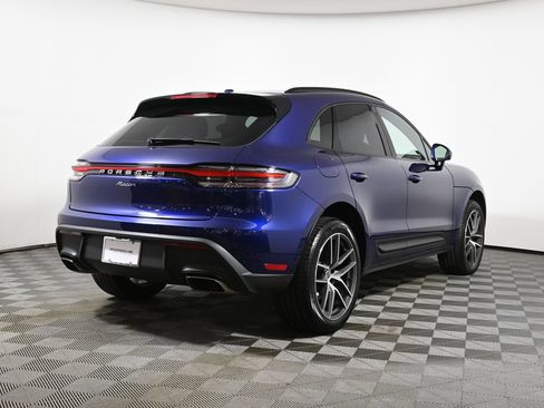 Used 2026 Porsche Macan AWD/4WD image 7