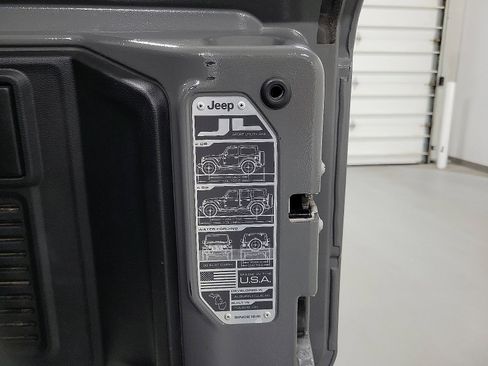 Used 2021 Jeep Wrangler Unlimited Sport image 7