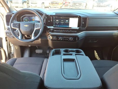 Used 2025 Chevrolet Silverado 1500 LT image 13