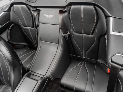 Used 2014 Aston Martin DB9 Volante image 16