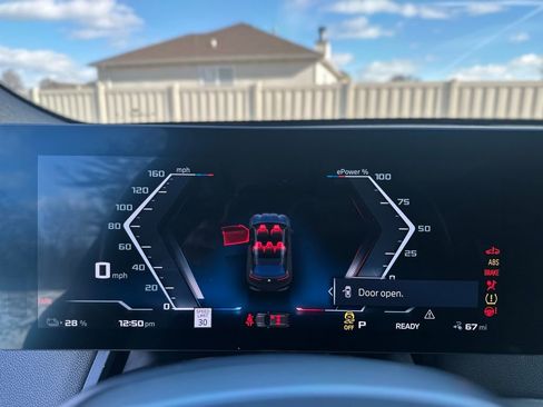 Used 2025 BMW iX M60 image 33