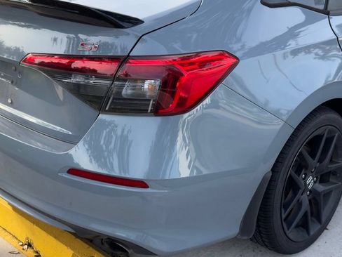 Used 2023 Honda Civic Si image 6