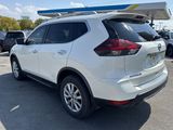 Used 2018 Nissan Rogue SV image 5