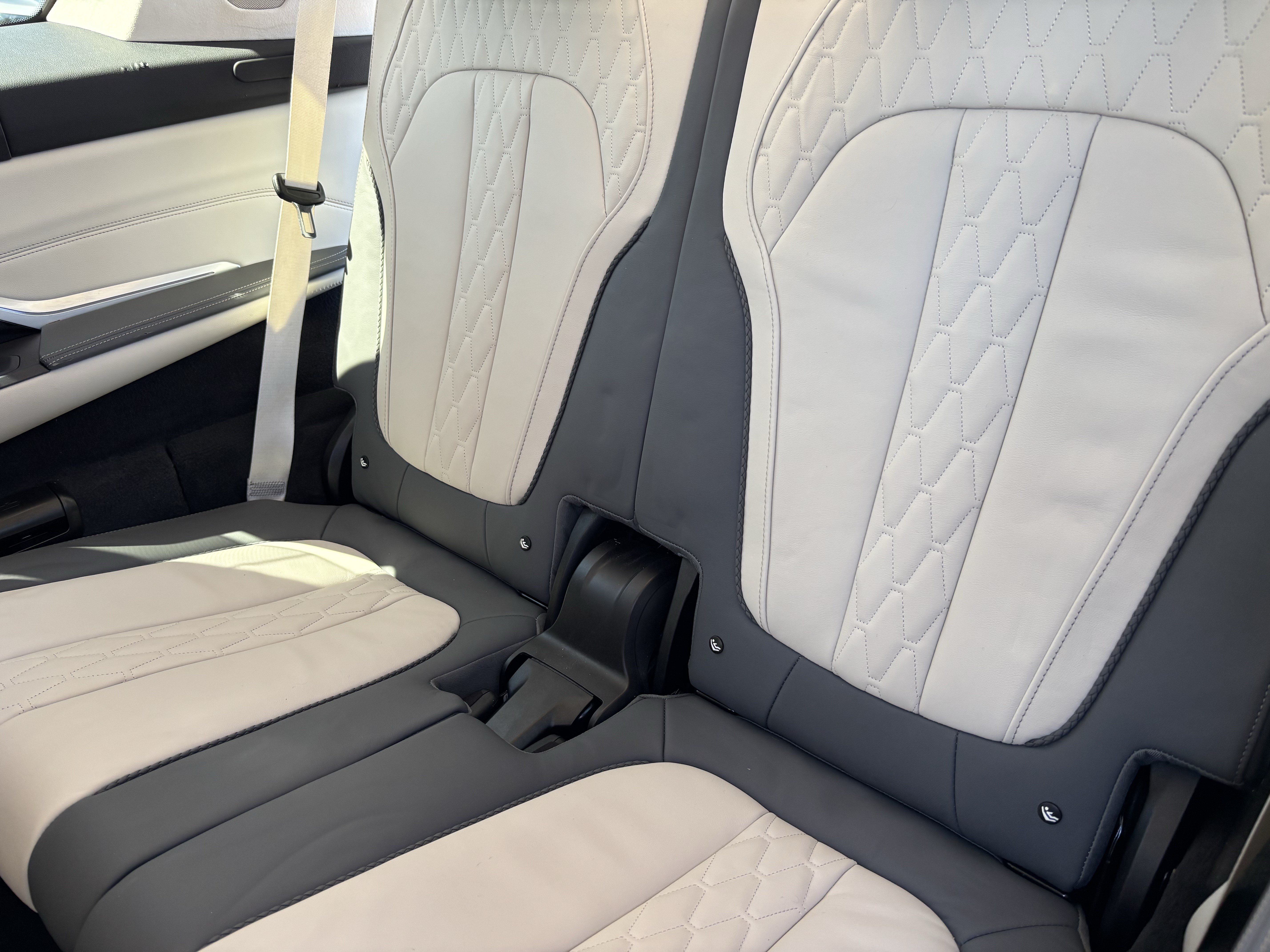 Certified 2024 BMW X7 M60i w/ Executive Package AWD/4WD image 33