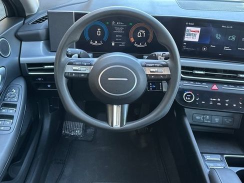 Used 2024 Hyundai Sonata SEL FWD image 17